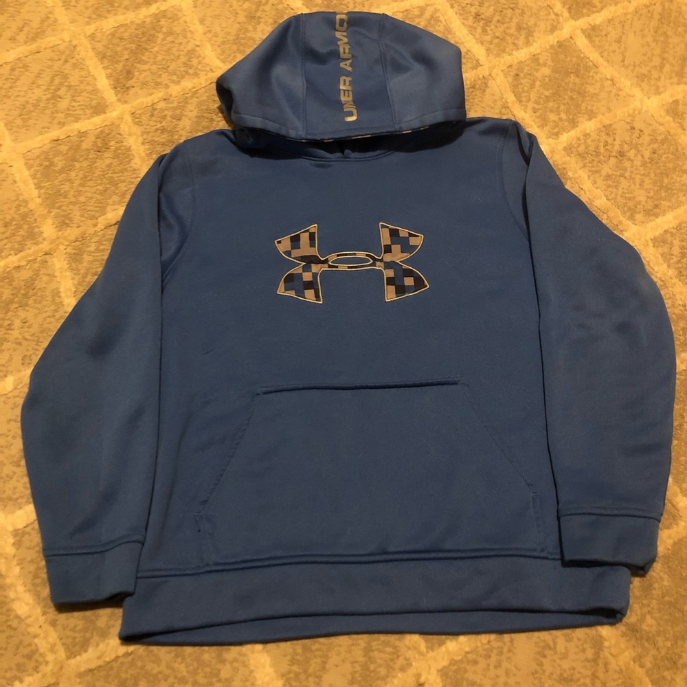 Youth Large Under Armour Hoodie.